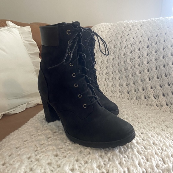 𝑻𝒊𝒎𝒃𝒆𝒓𝒍𝒂𝒏𝒅 𝑩𝒍𝒂𝒄𝒌 𝑳𝒆𝒂𝒕𝒉𝒆𝒓 𝑩𝒐𝒐𝒕𝒔 - Picture 4 of 11